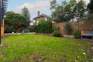 Elmfield Way